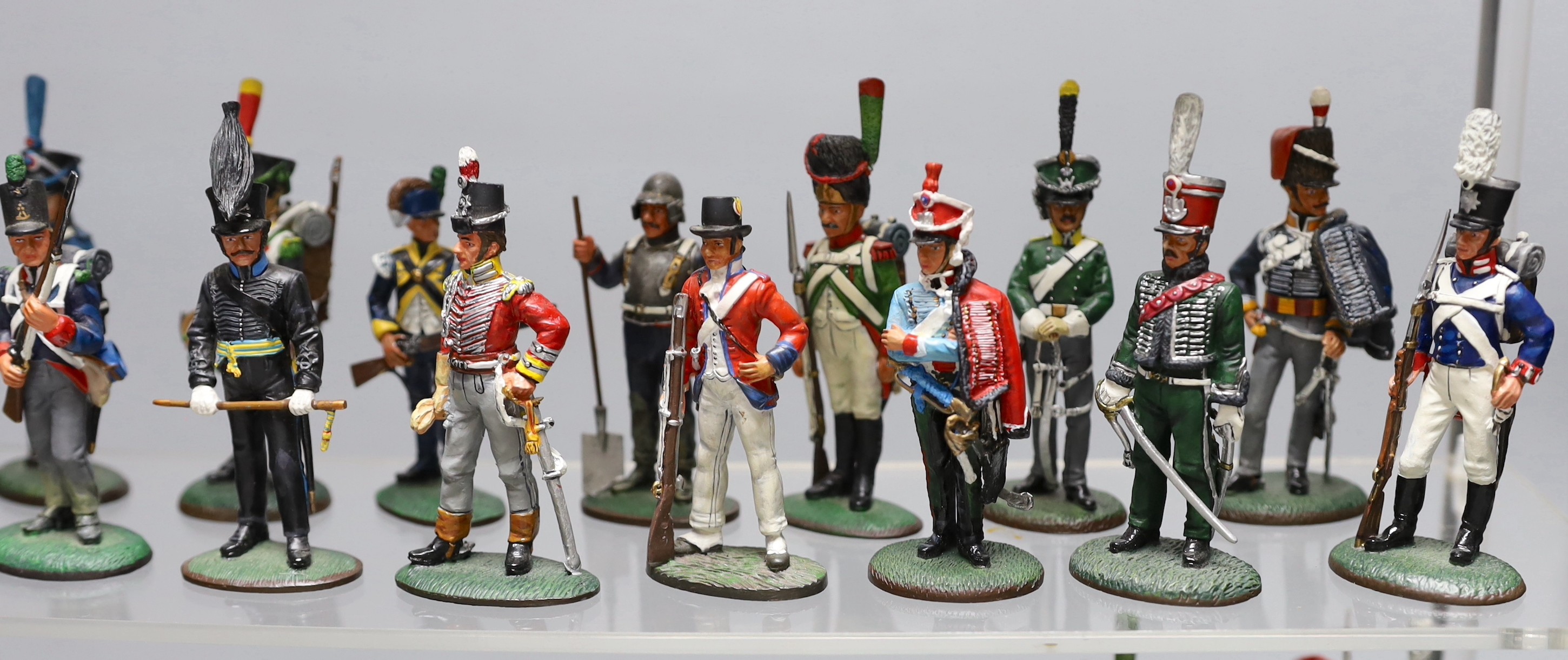 Duke of Wellington and Napoleonic war interest – A group of painted lead figures of soldiers by Delprado, Oryon, etc. composition models